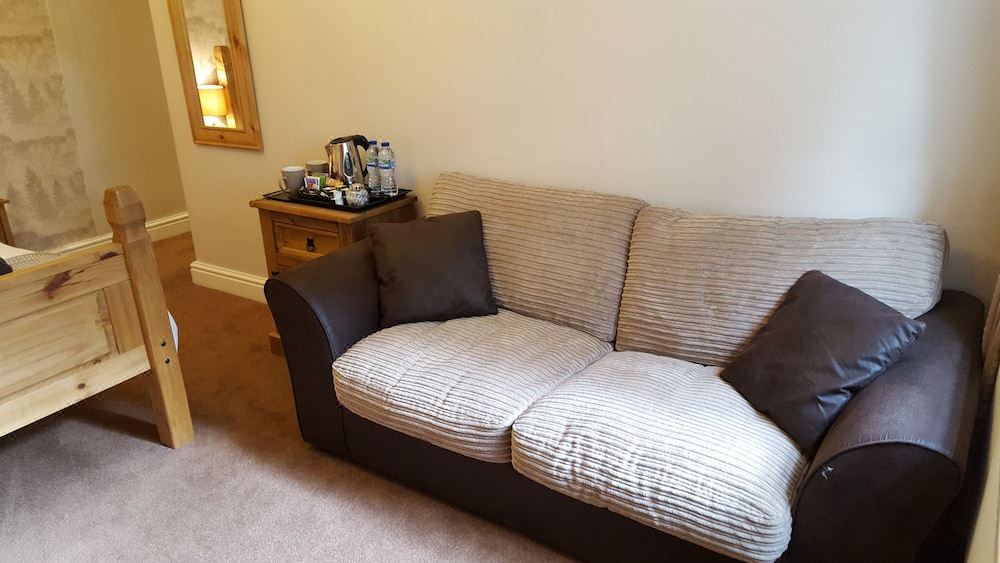 Photo of Others in Whatstandwell