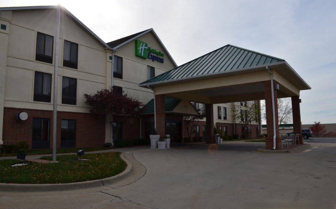 Photo of Buildings in Warrensburg