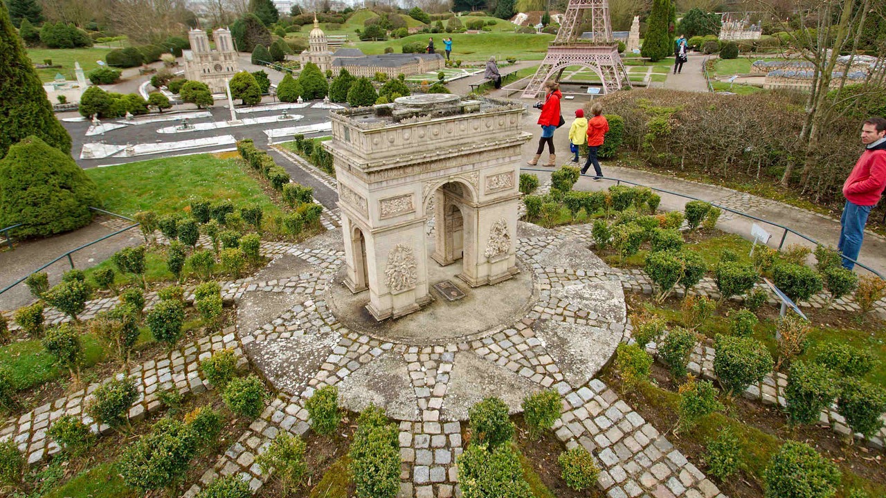 Photo of Buildings in Maurepas