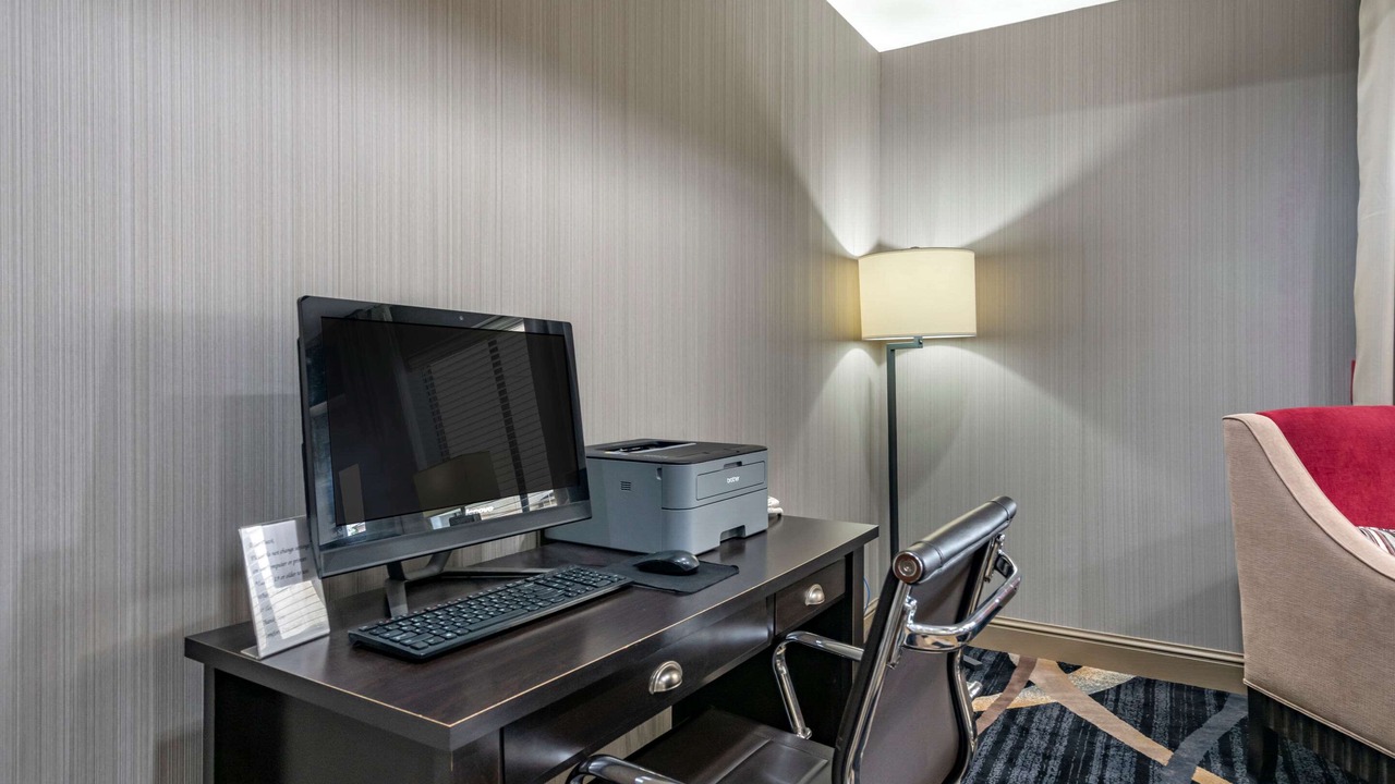 Photo of Livingroom in Sullivan