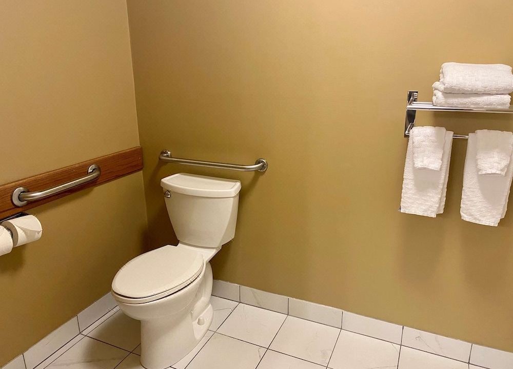 Photo of Bathroom in Bowling Green