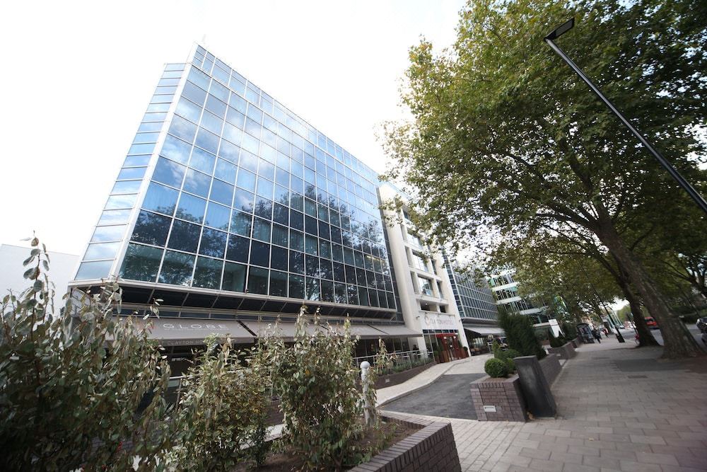 Photo of Others in Turnham Green