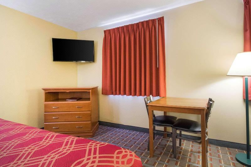 Photo of Bedroom in Lansing