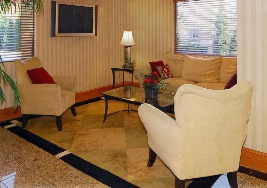 Photo of Livingroom in Sandy Springs