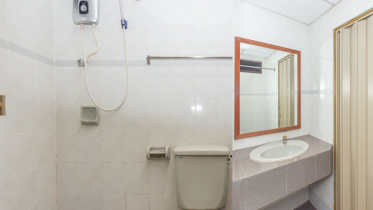 Photo of Bathroom in Taman Melaka Raya