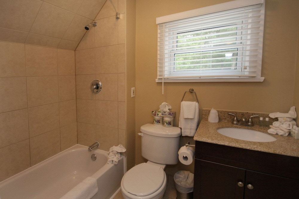 Photo of Bathroom in Port Stanton