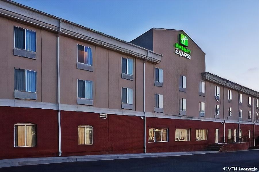 Photo of Buildings in Commerce