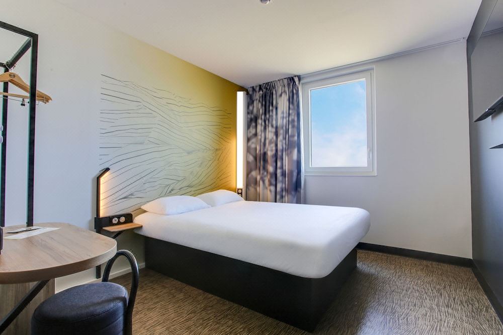 Photo of Bedroom in Reims