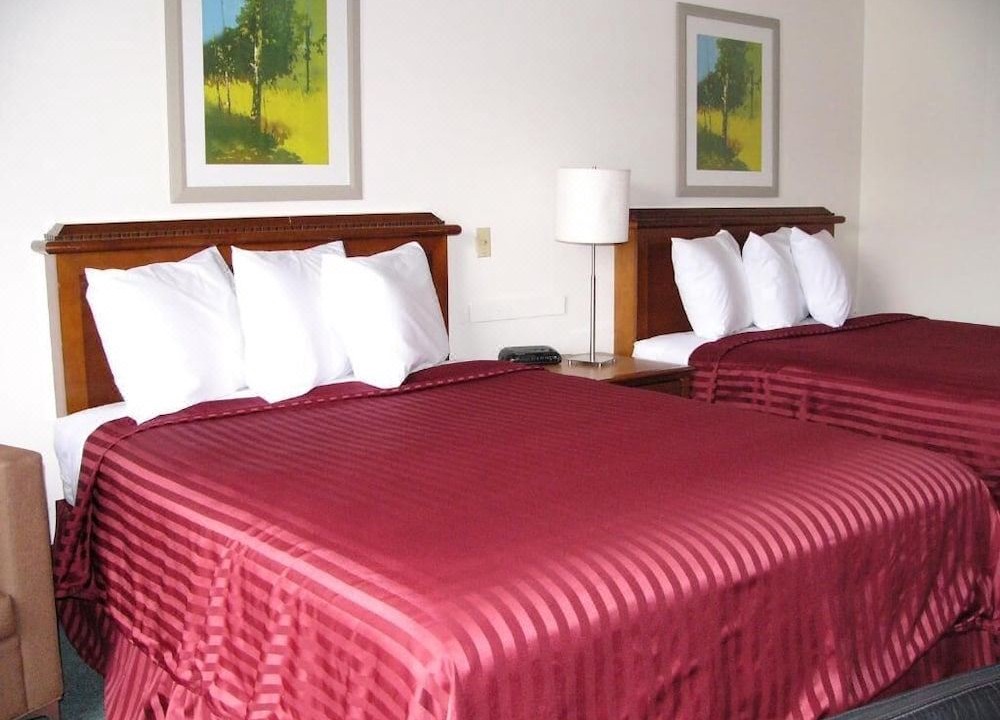 Photo of Bedroom in West Hills