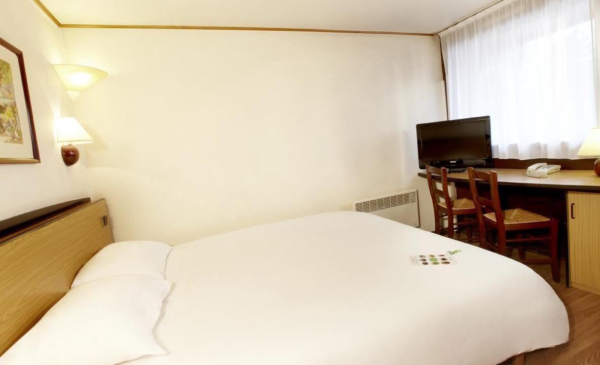 Photo of Bedroom in Avermes