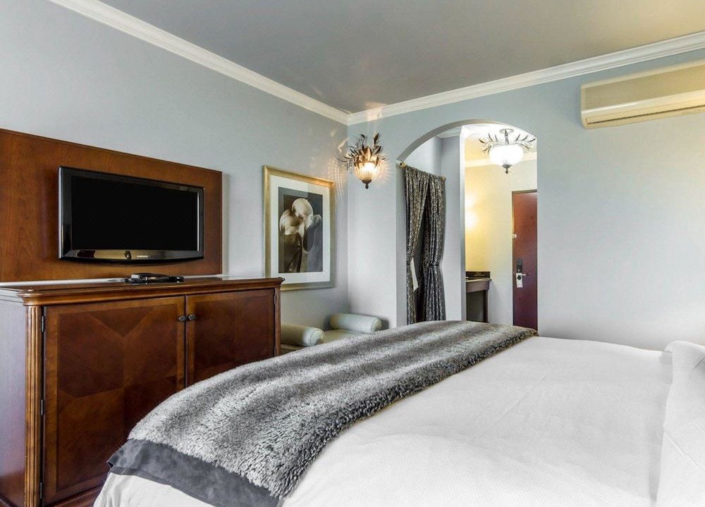 Photo of Bedroom in San Bruno