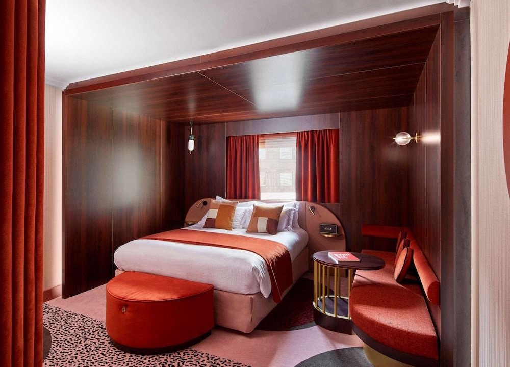 Photo of Bedroom in Puteaux