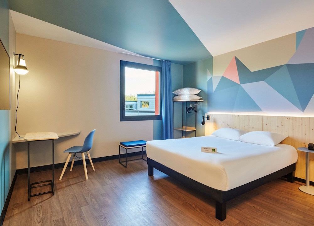 Photo of Bedroom in Lisses