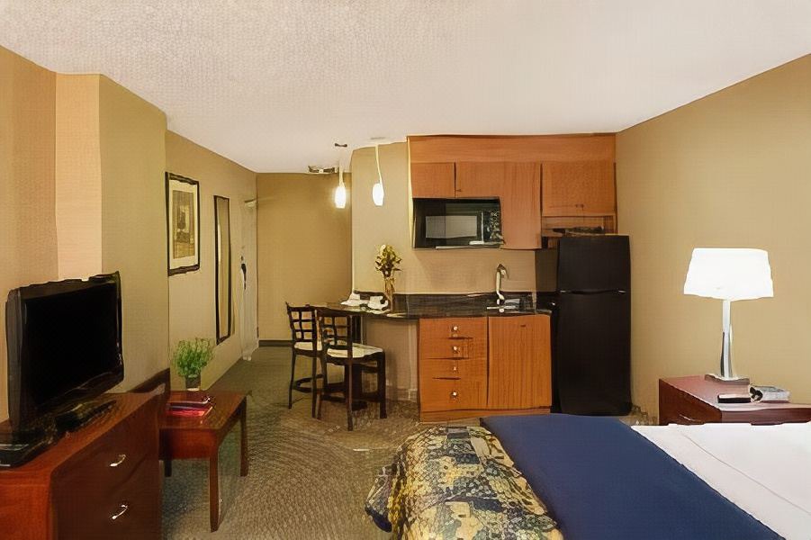 Photo of Livingroom in Durham Region