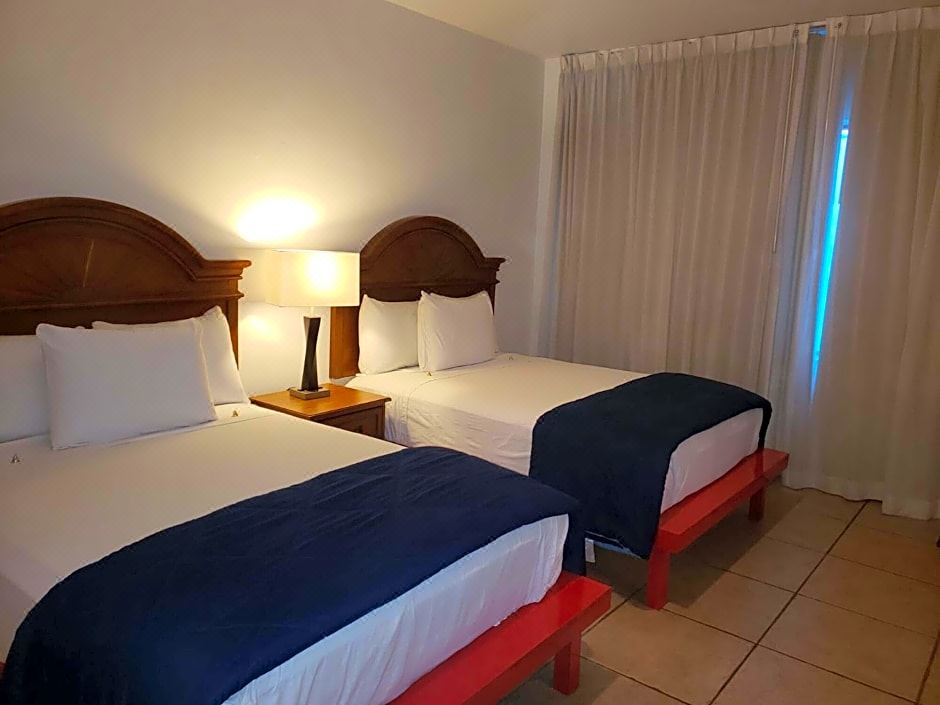 Photo of Bedroom in Mid Beach