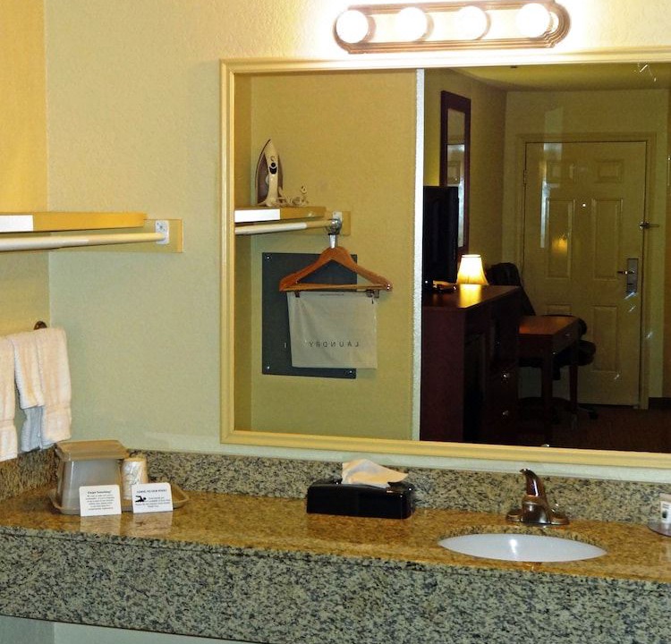 Photo of Others in Kenedy