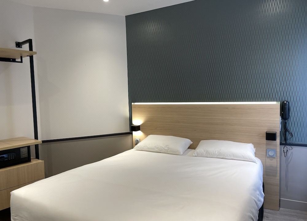 Photo of Bedroom in 6th Arrondissement
