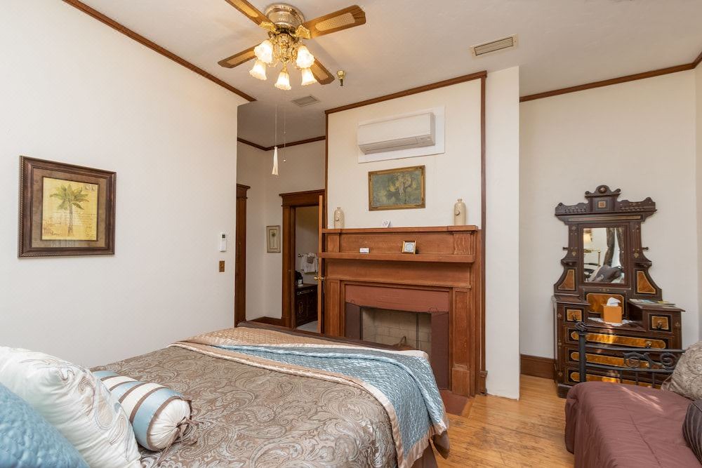 Photo of Bedroom in Micanopy