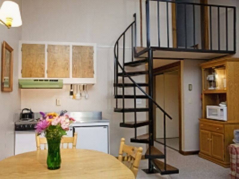 Photo of Livingroom in Stoneham