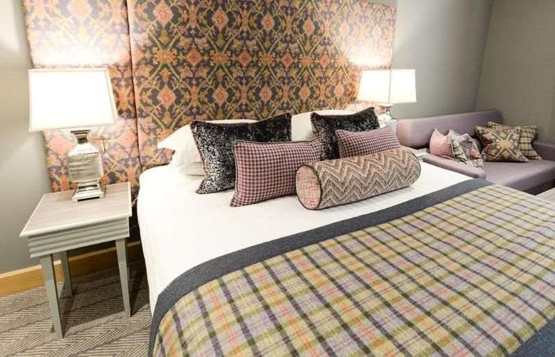 Photo of Bedroom in Fence