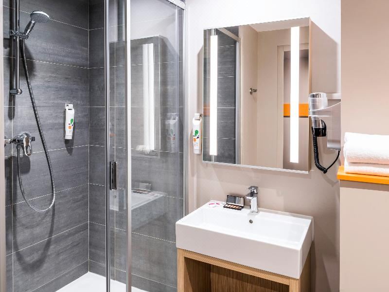 Photo of Bathroom in Clamart