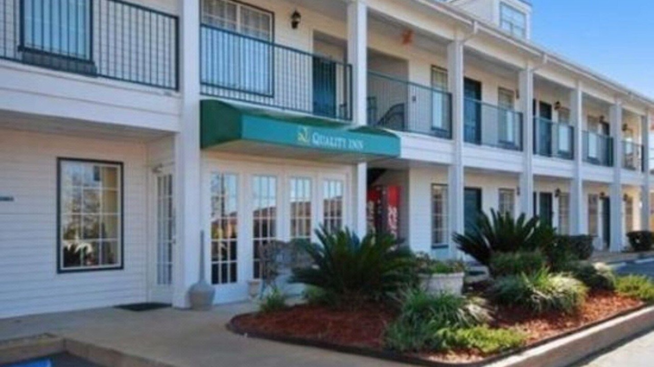 Photo of Buildings in Bainbridge