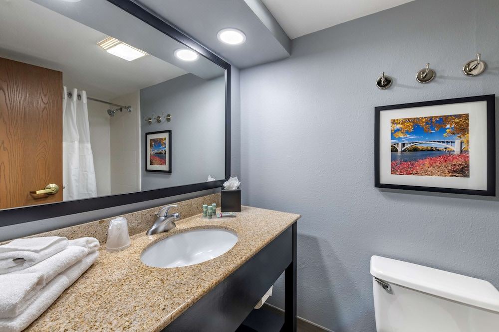 Photo of Bathroom in West Bloomington