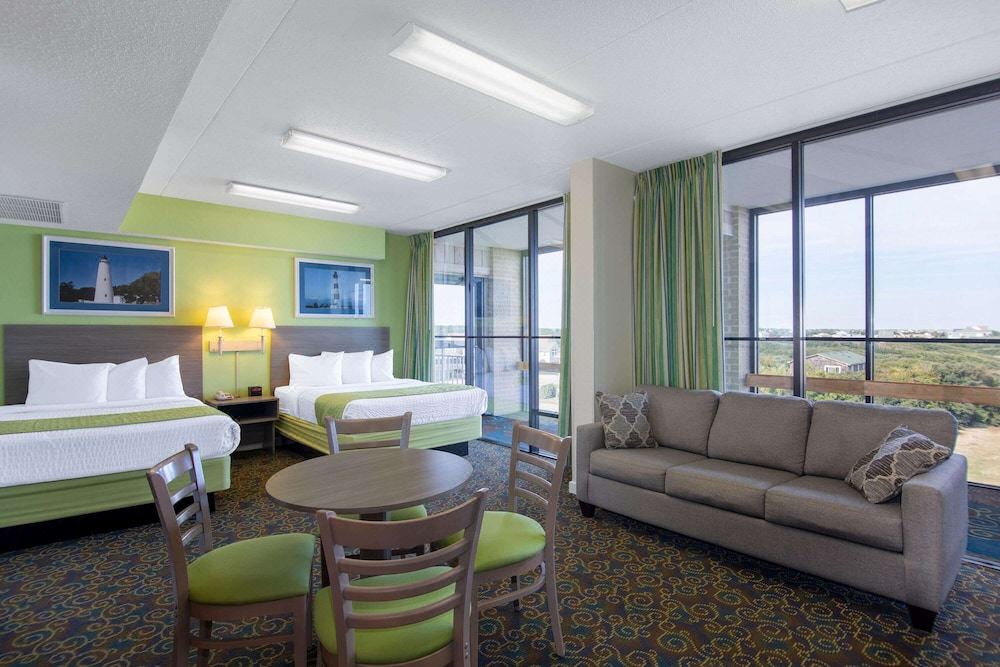 Photo of Livingroom in Kill Devil Hills