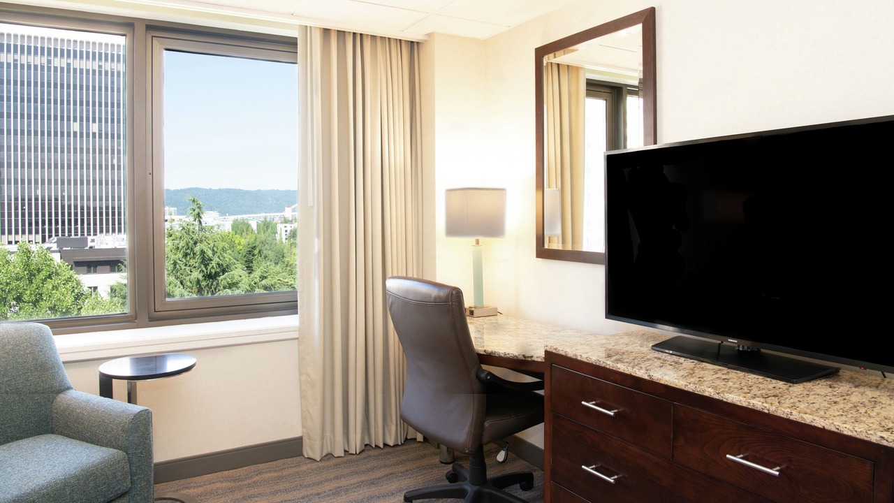 Photo of Livingroom in Lloyd District