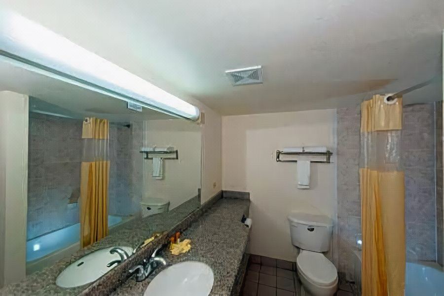 Photo of Bathroom in Bonanza
