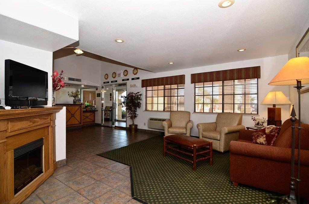 Photo of Livingroom in Parker