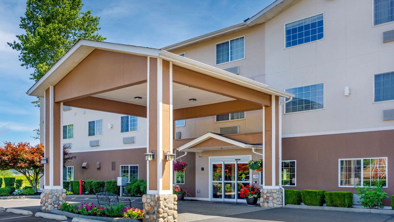 Photo of Buildings in Auburn