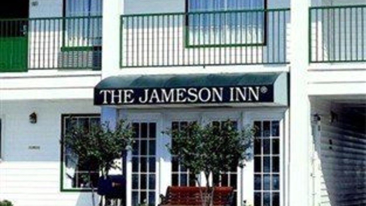 Photo of Buildings in Bainbridge