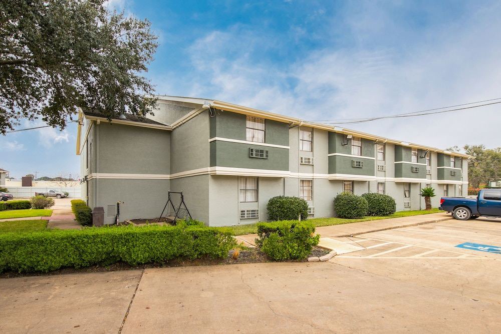 Photo of Buildings in Brenham