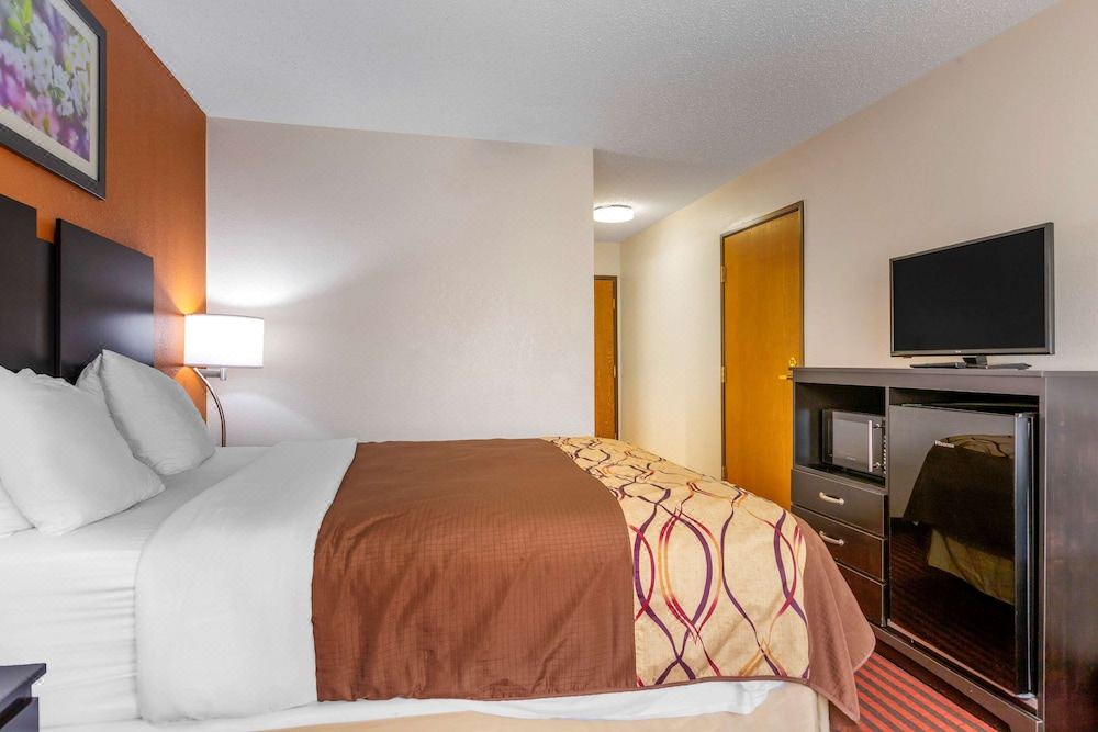 Photo of Bedroom in Coopersville