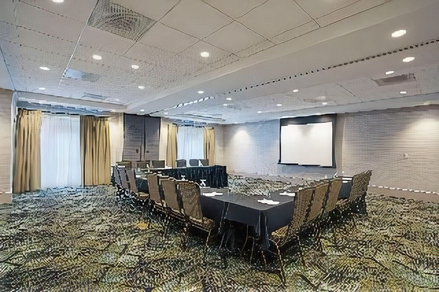 Photo of Livingroom in Newtonville