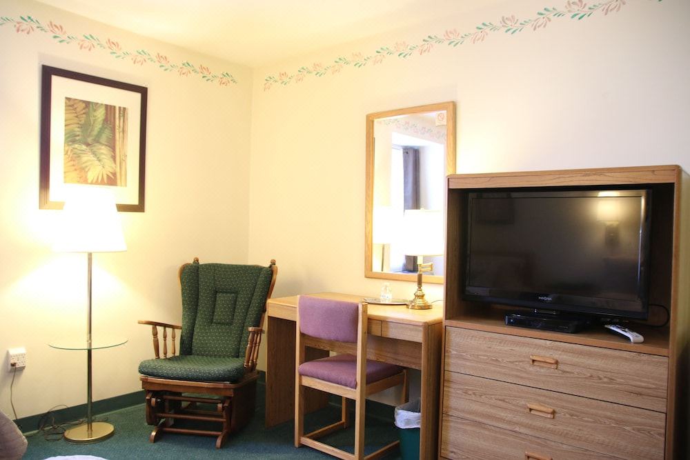 Photo of Livingroom in Westborough