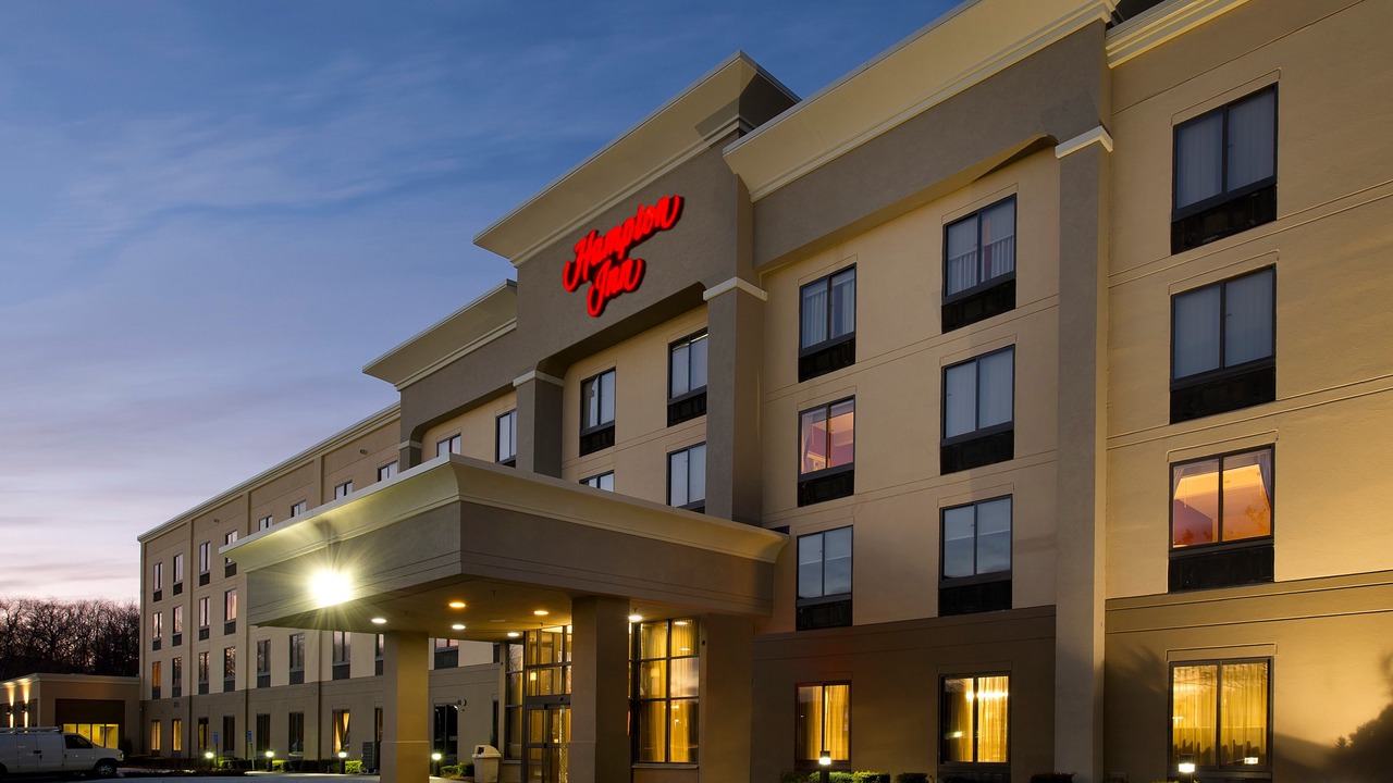 Photo of Buildings in Ward Hill