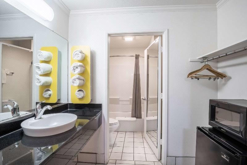 Photo of Bathroom in Lodi