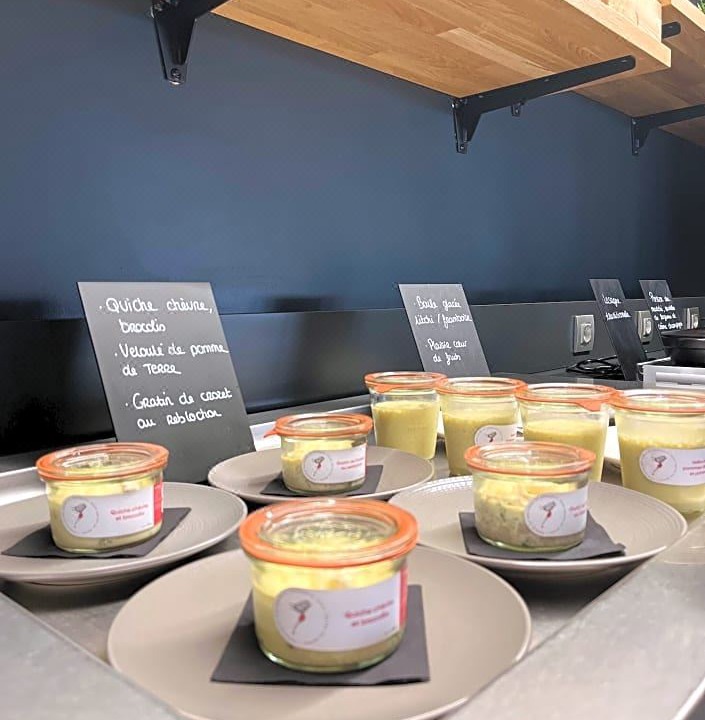 Photo of Livingroom in Change