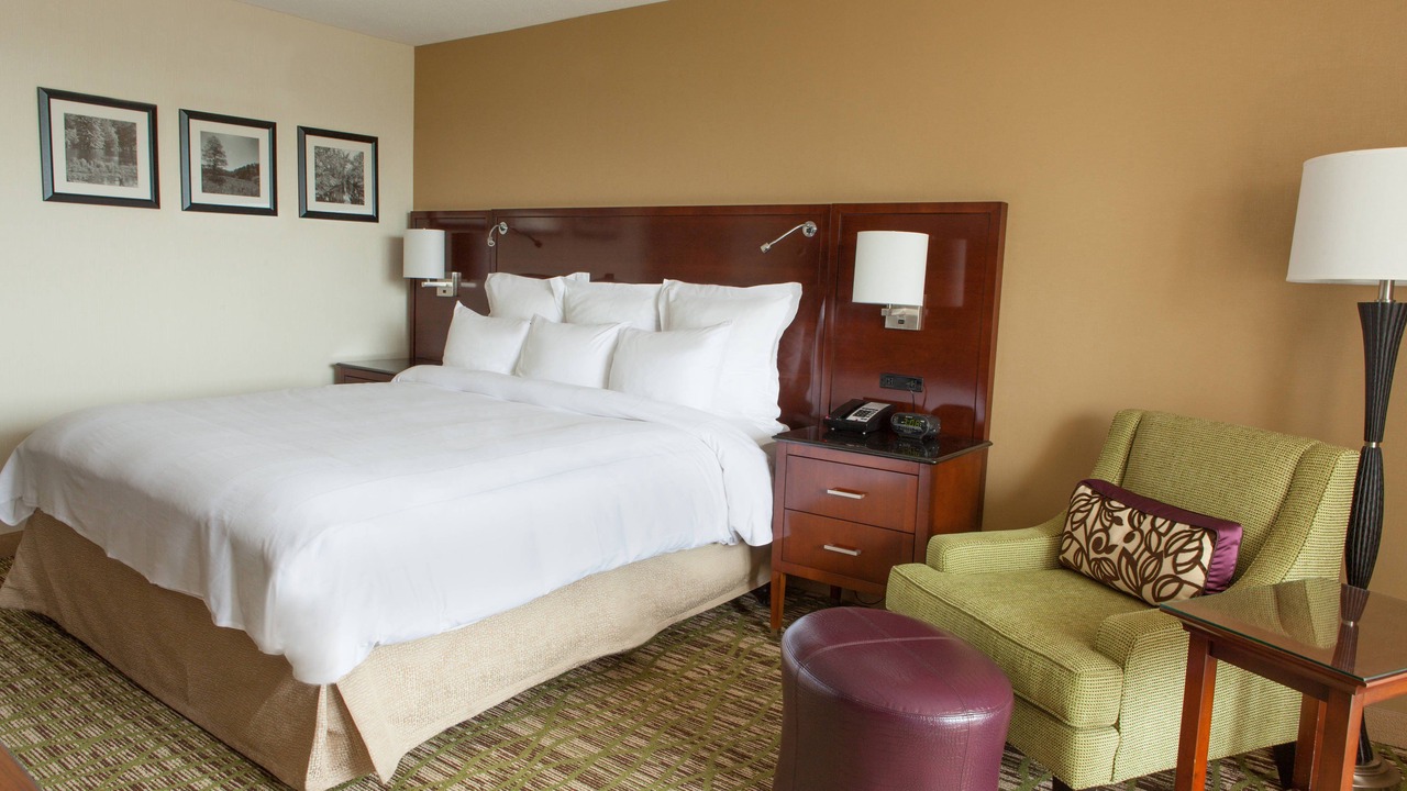 Photo of Bedroom in Cedar Knolls