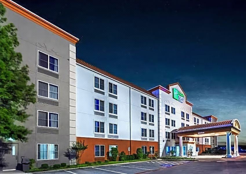 Photo of Buildings in Lewisville