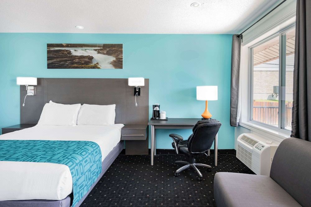 Photo of Bedroom in Gananoque
