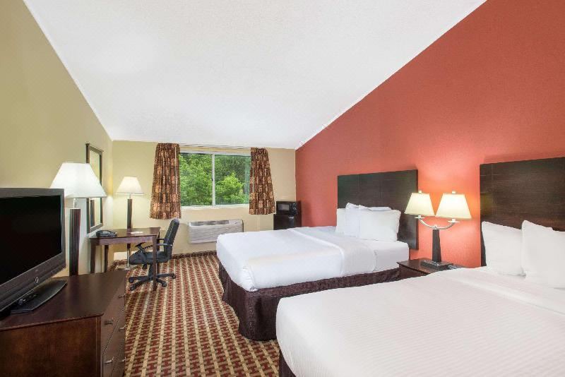 Photo of Bedroom in Fullerton