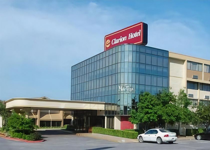 Photo of Buildings in Broken Arrow
