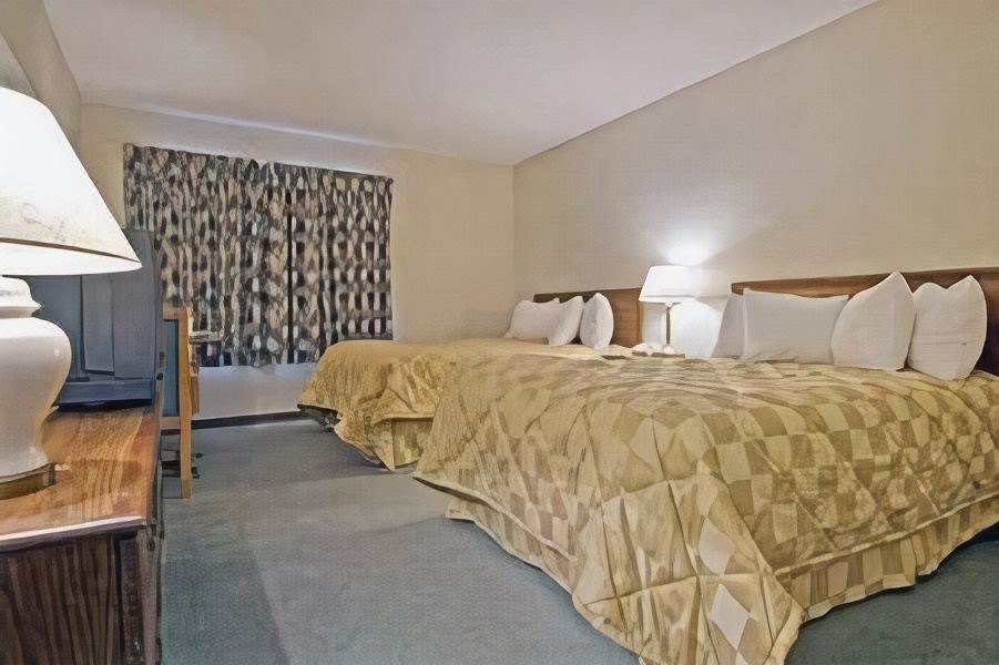 Photo of Bedroom in Chatham-Kent