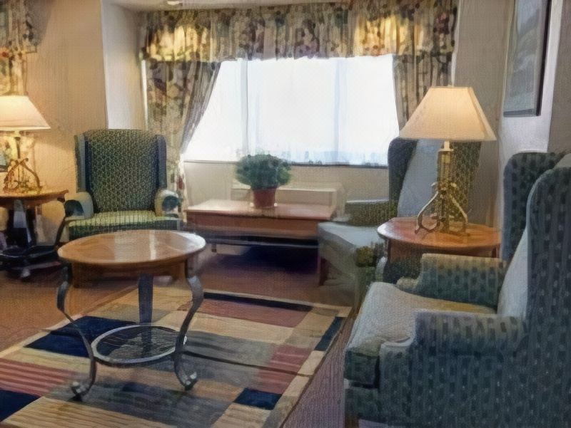 Photo of Livingroom in Parry Sound