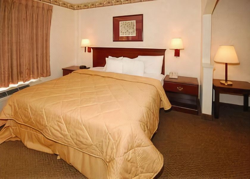 Photo of Bedroom in Garner