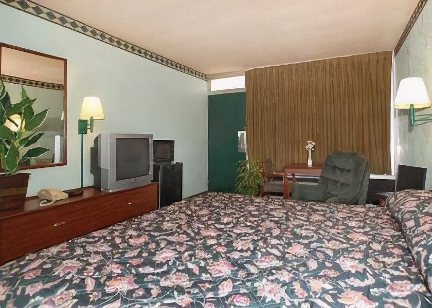 Photo of Bedroom in Winfield
