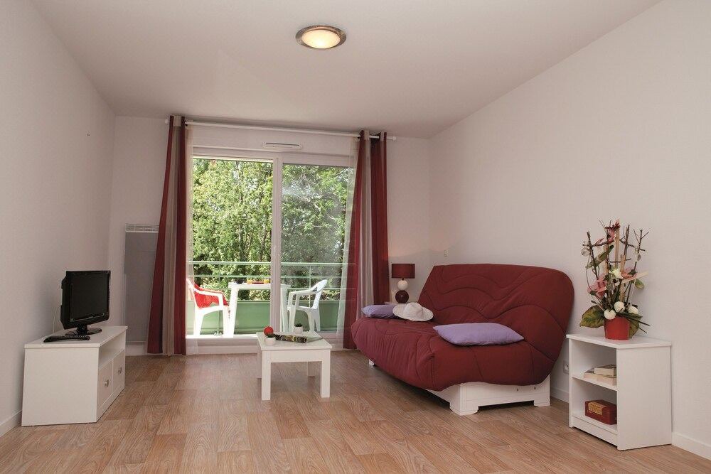 Photo of Others in Plescop